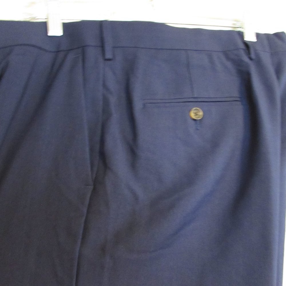 NWOT HAGGAR Blue Dress Pants Size 36 X 30 Slim Fit